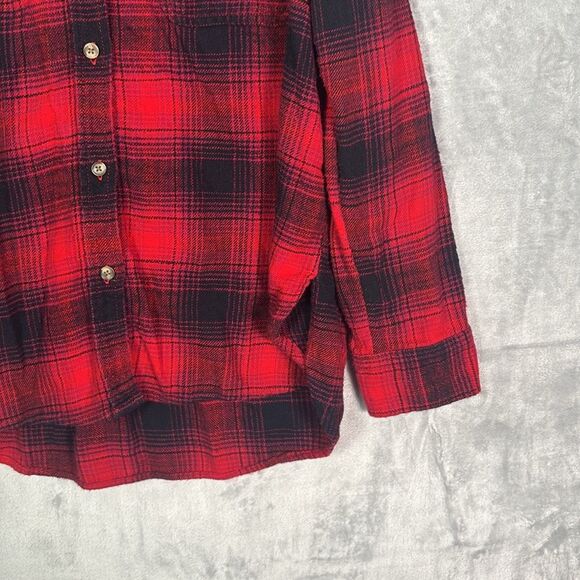 American Eagle Buffalo Red Black Plaid Soft Boyfriend Fit Button Up Size Small - Picture 4 of 9